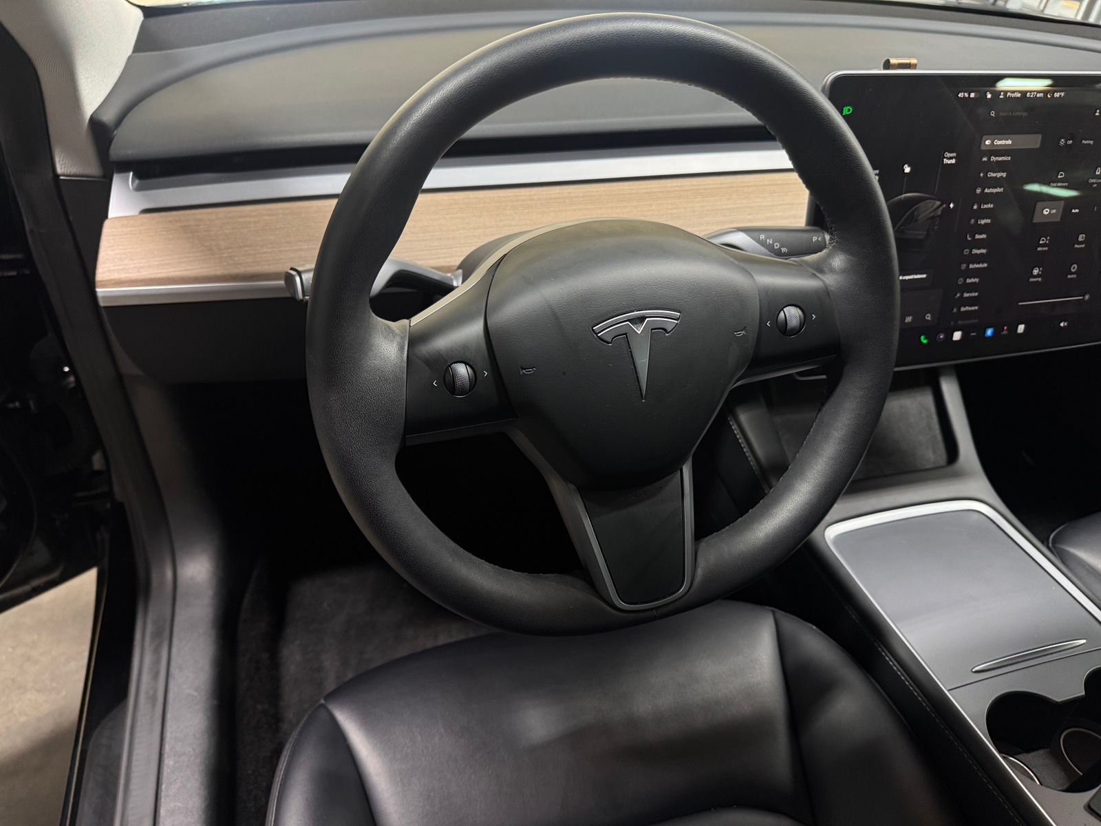 Thumbnail: 2023 Tesla Model 3 - 4