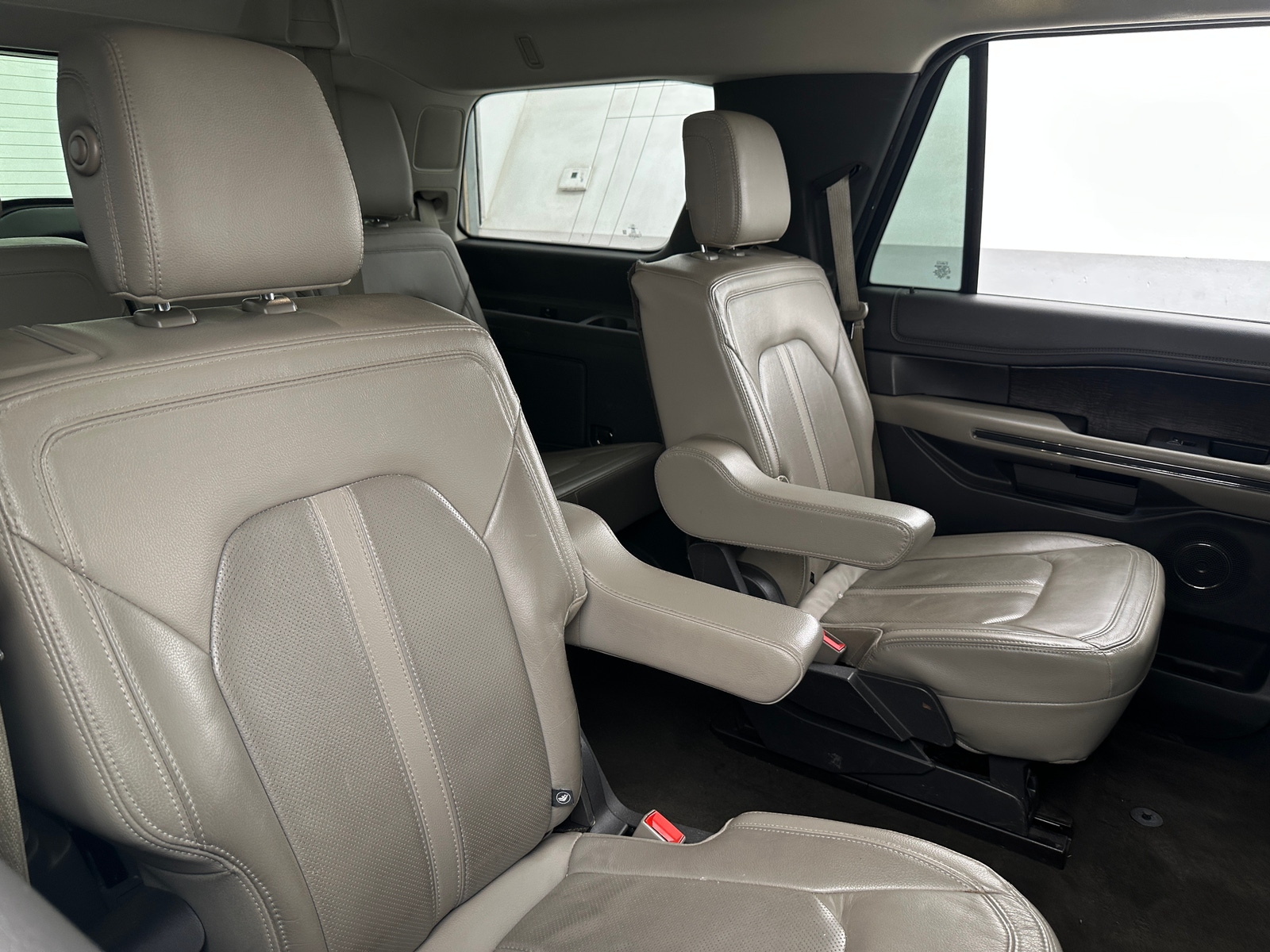 Thumbnail: 2020 Ford Expedition - 5