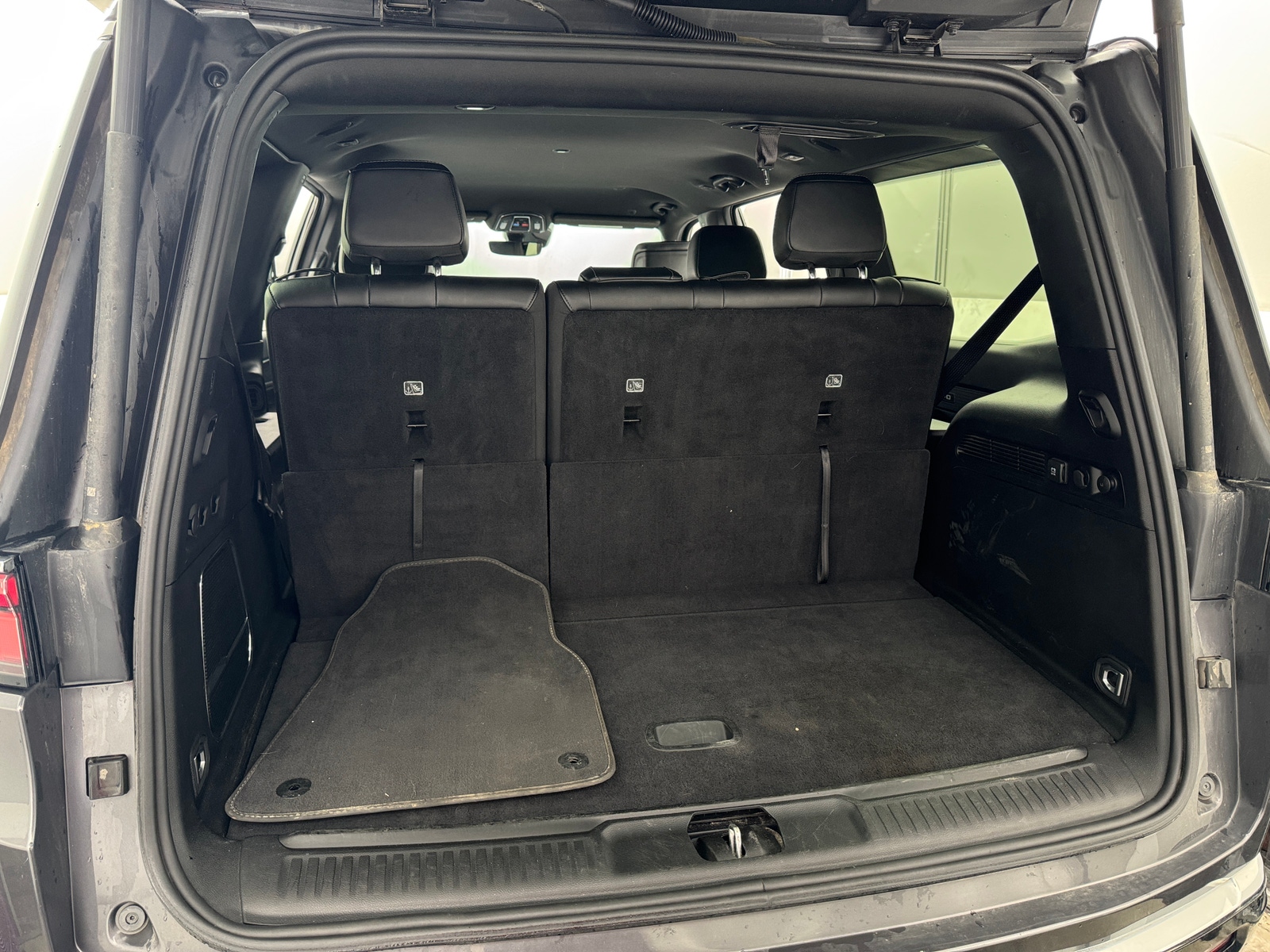 Thumbnail: 2024 Jeep Wagoneer - 6