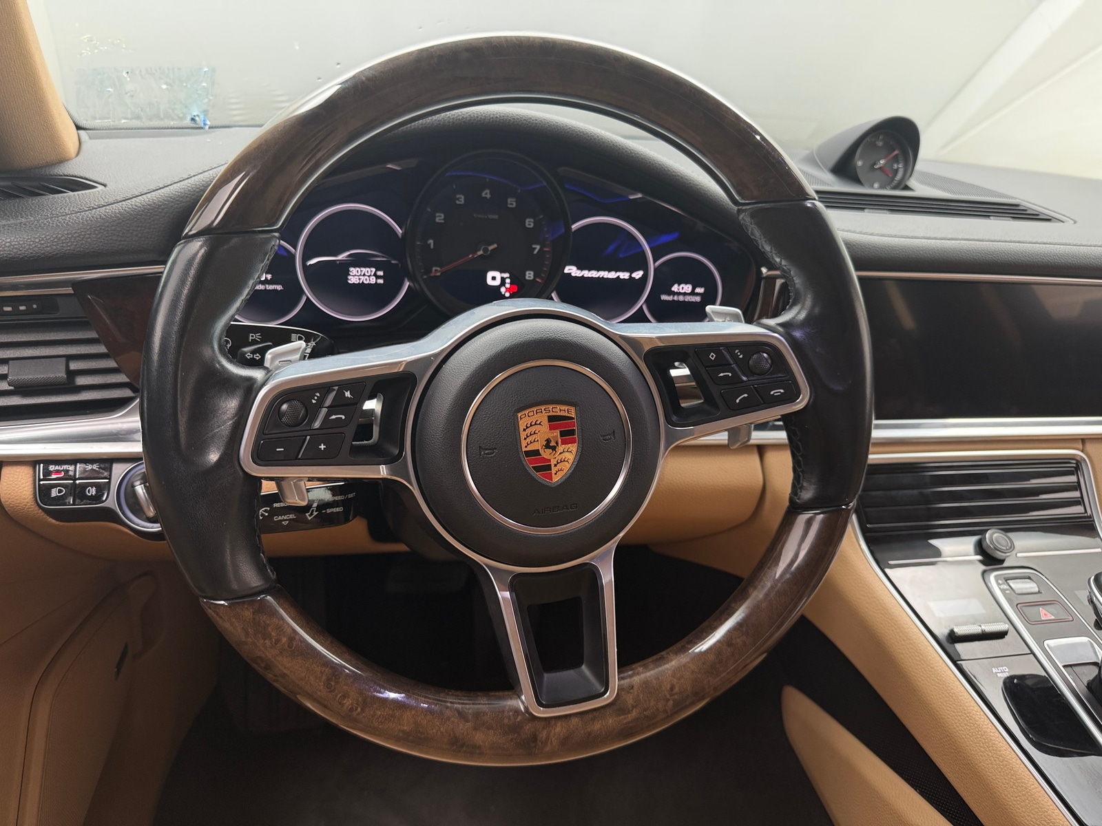 Thumbnail: 2018 Porsche Panamera - 4