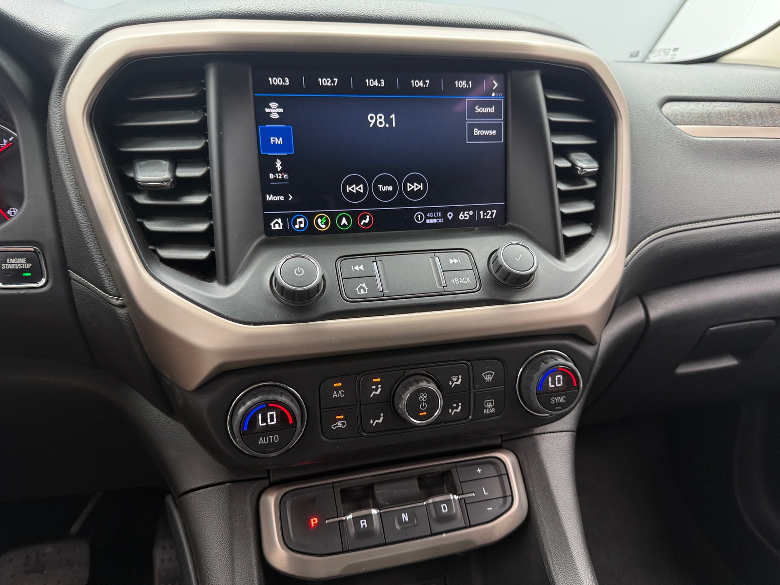 Thumbnail: 2023 GMC Acadia - 3