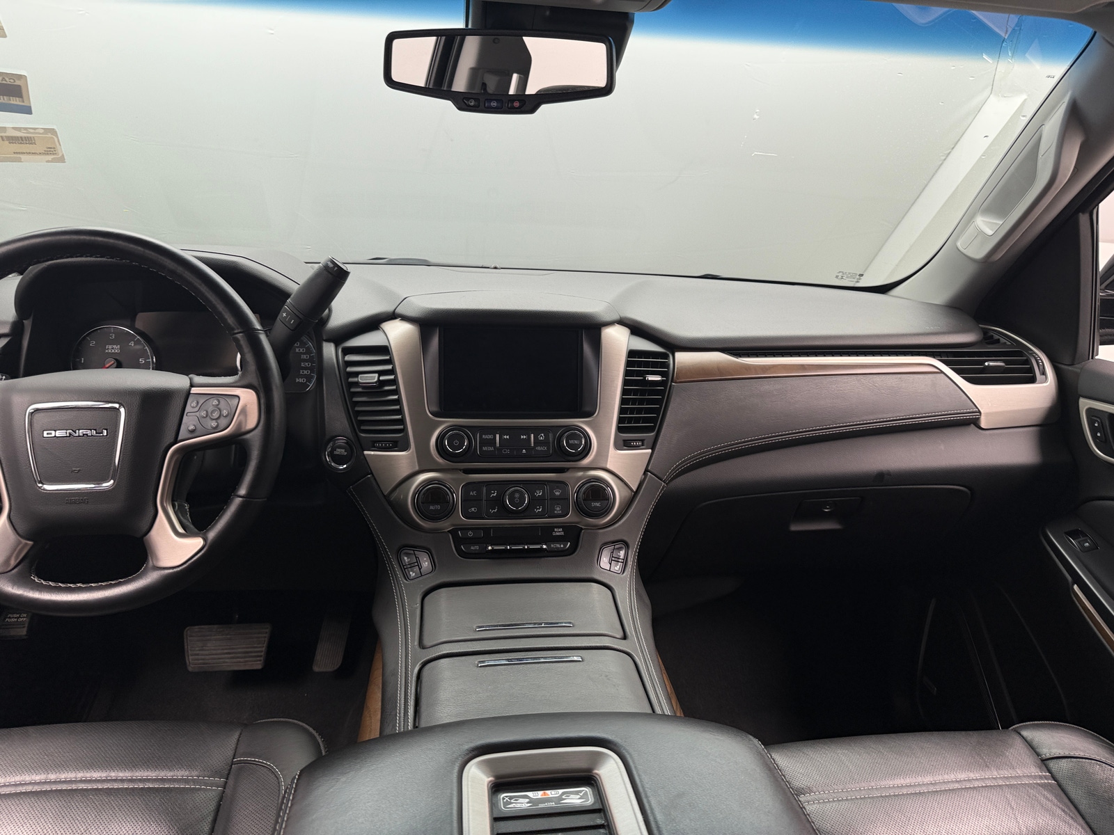 Thumbnail: 2019 GMC Yukon - 2