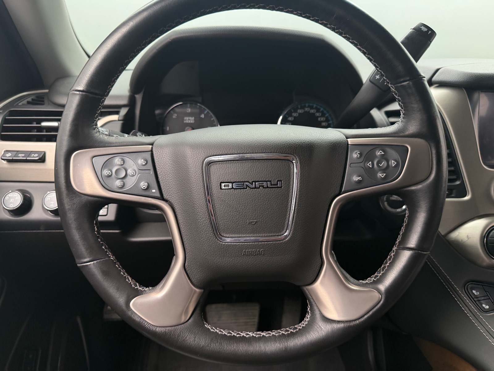 Thumbnail: 2019 GMC Yukon - 4