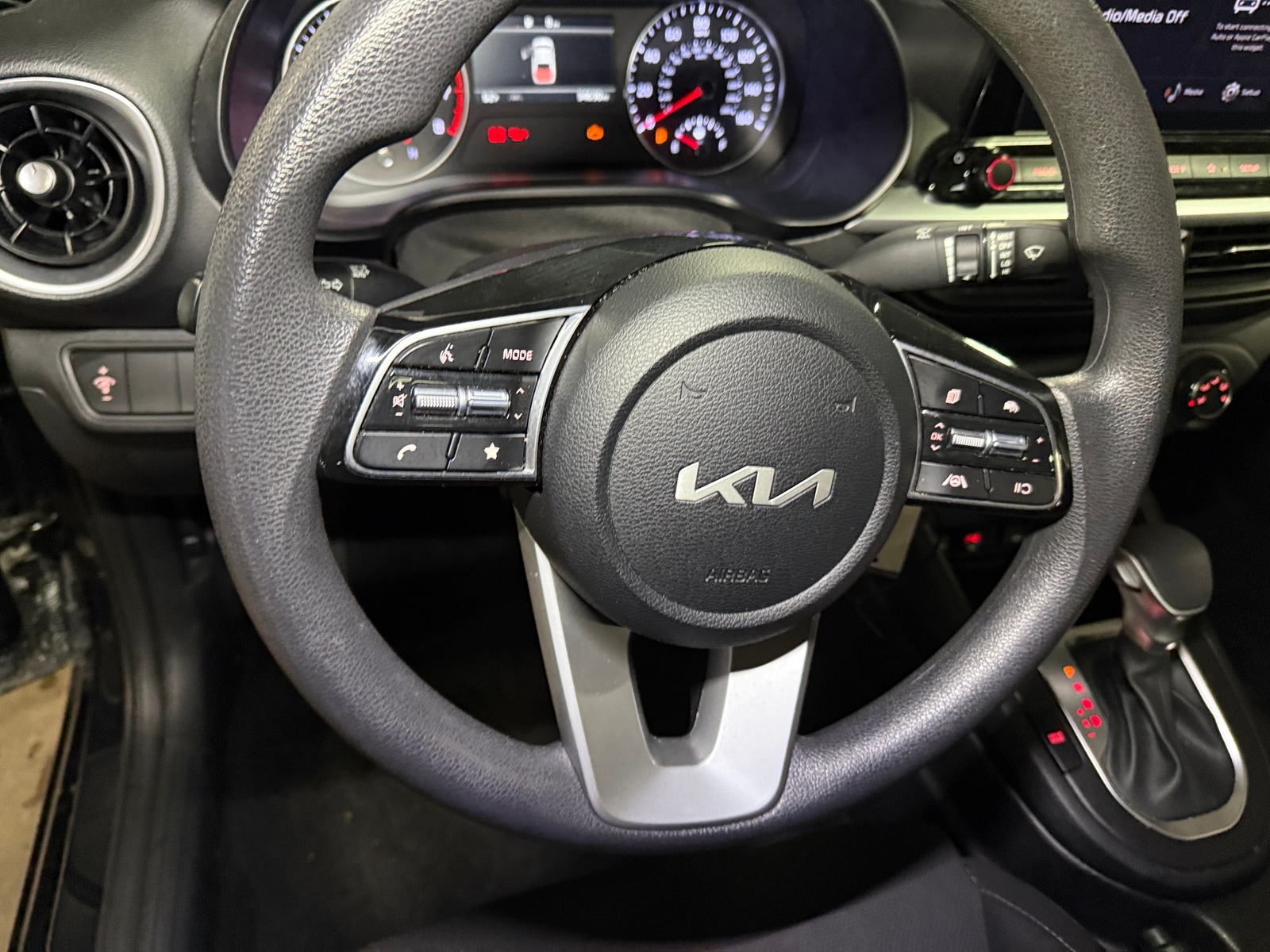 Thumbnail: 2024 Kia Forte - 5