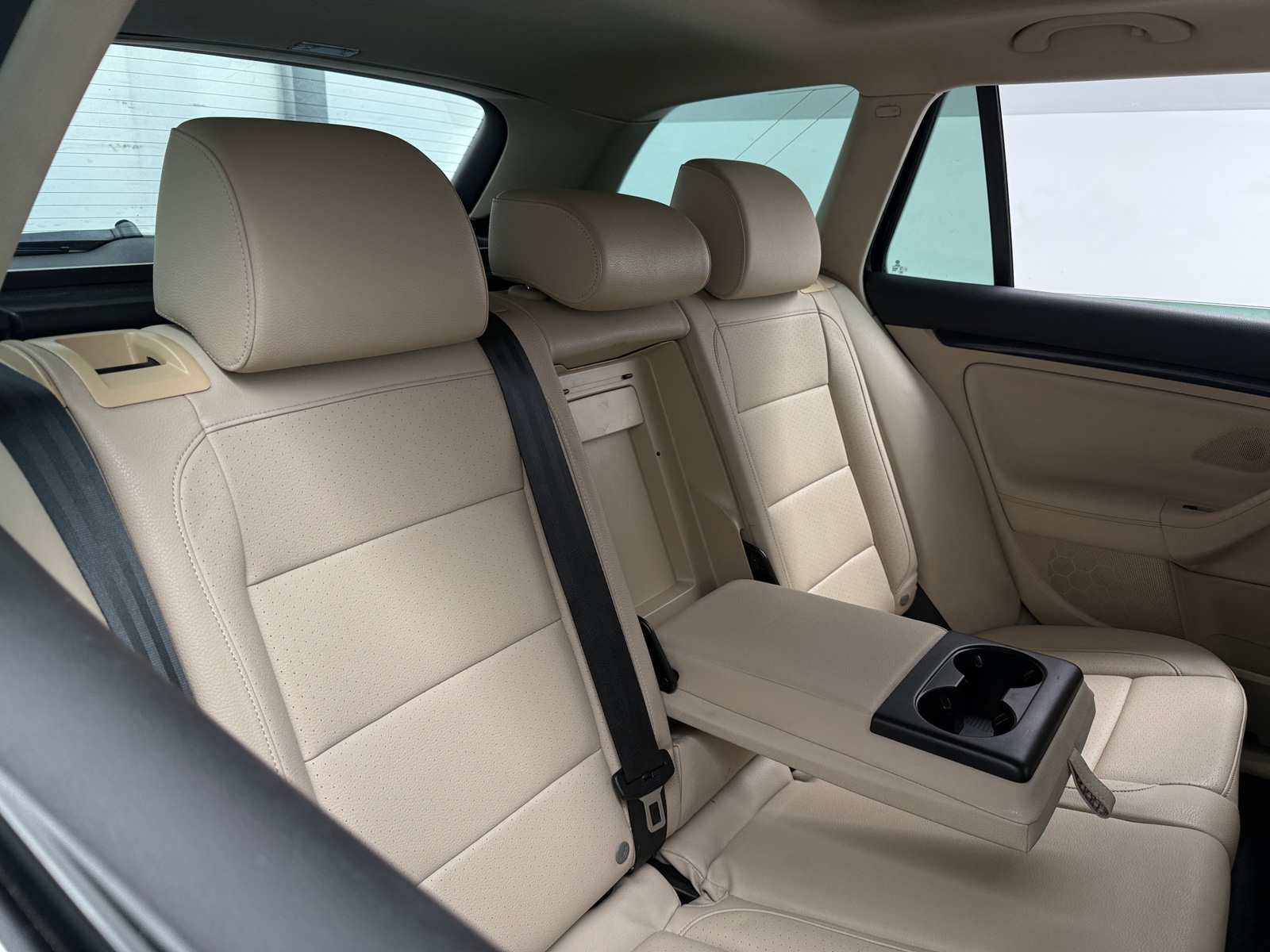 Thumbnail: 2014 Volkswagen Jetta - 5