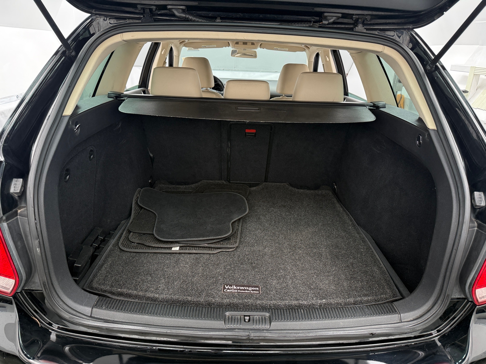 Thumbnail: 2014 Volkswagen Jetta - 6