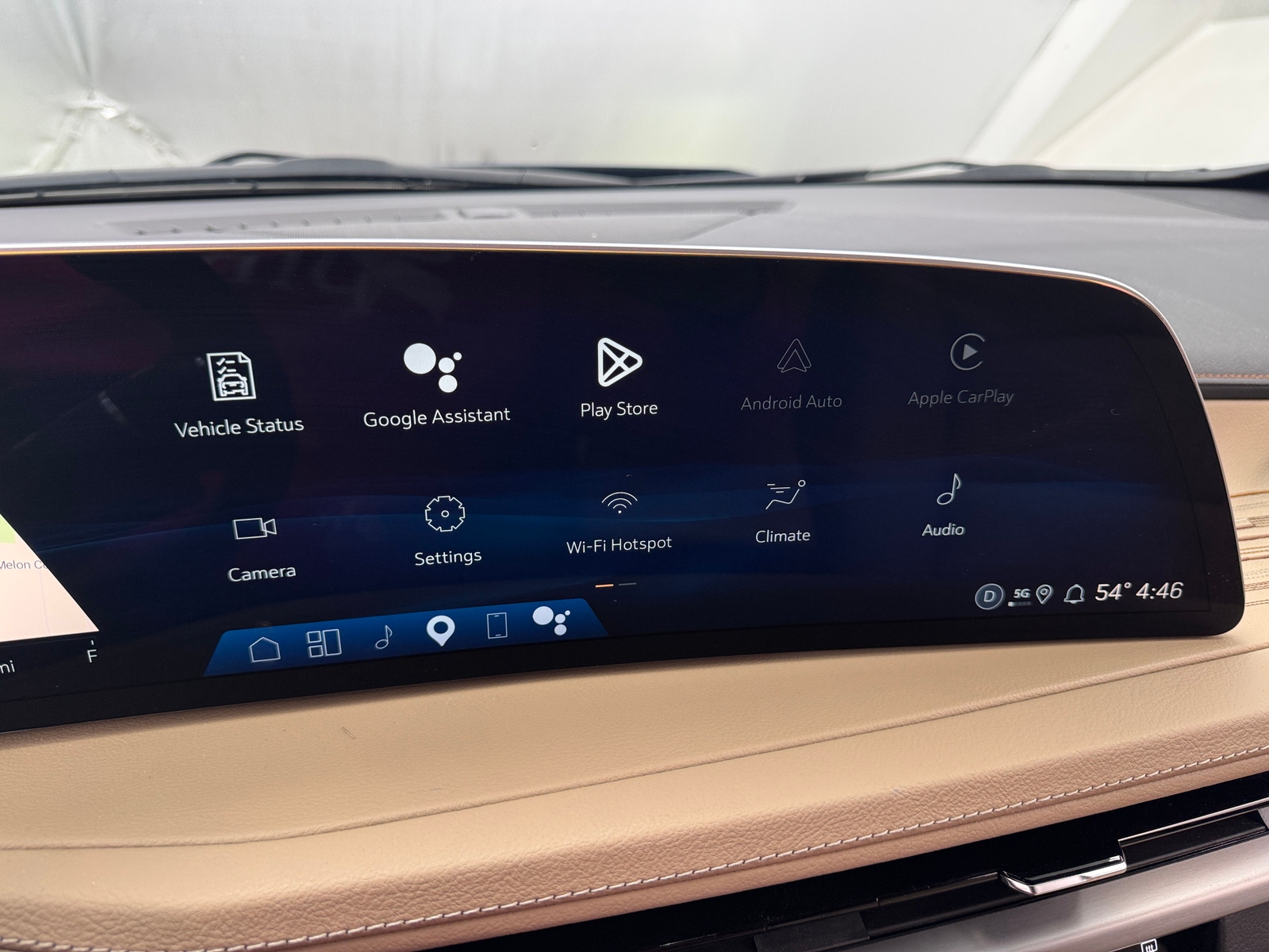 Thumbnail: 2025 Cadillac XT4 - 3