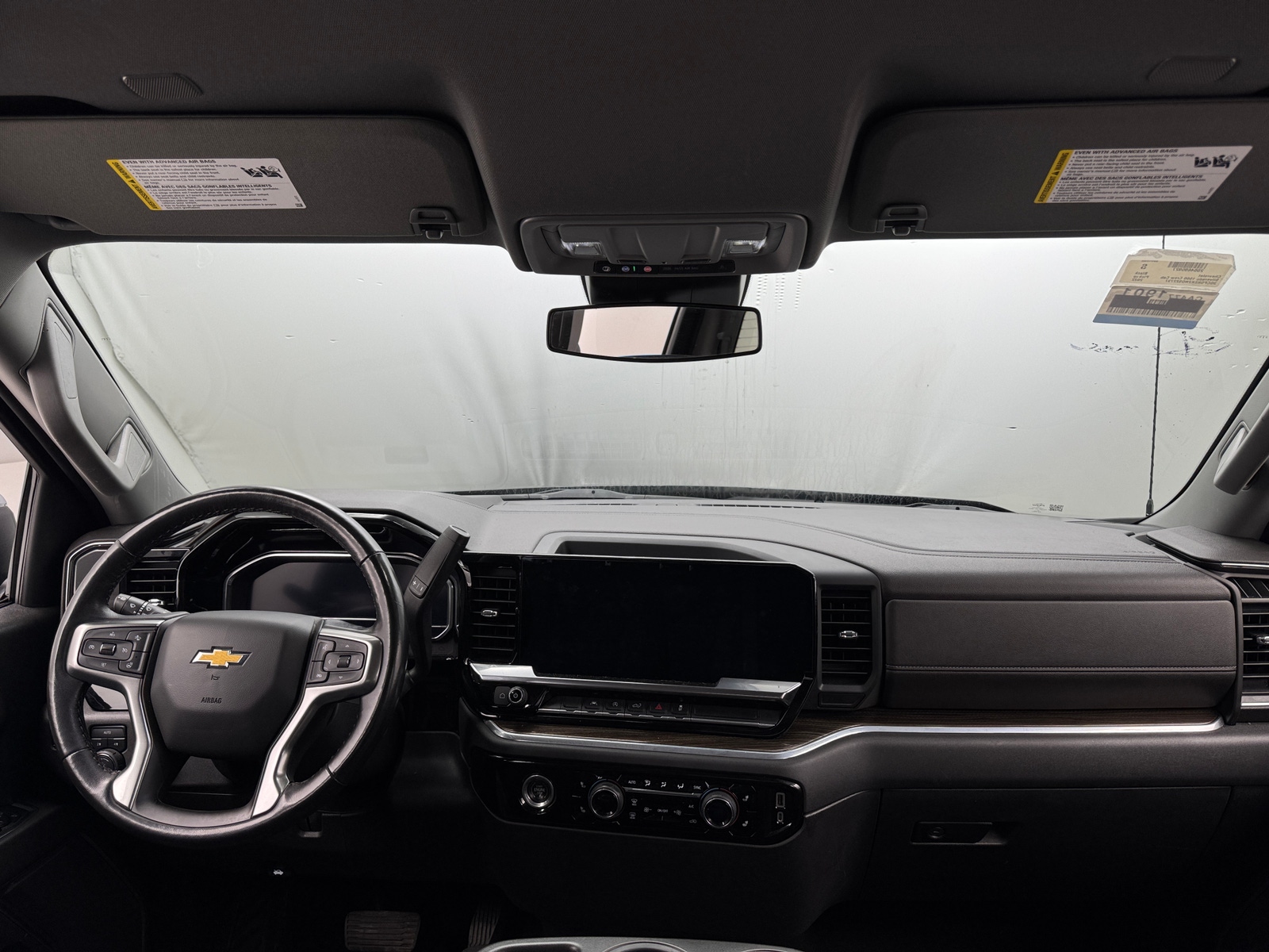 Thumbnail: 2022 Chevrolet Silverado 1500 - 3