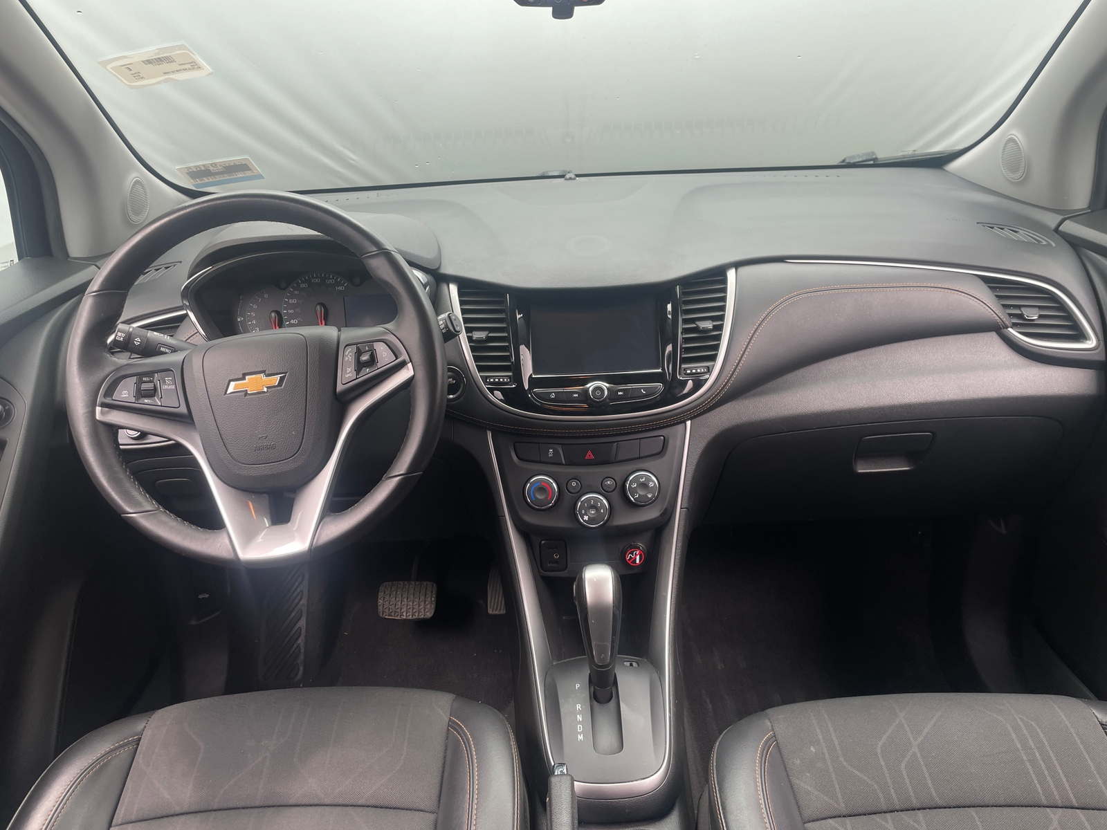 Thumbnail: 2017 Chevrolet Trax - 3