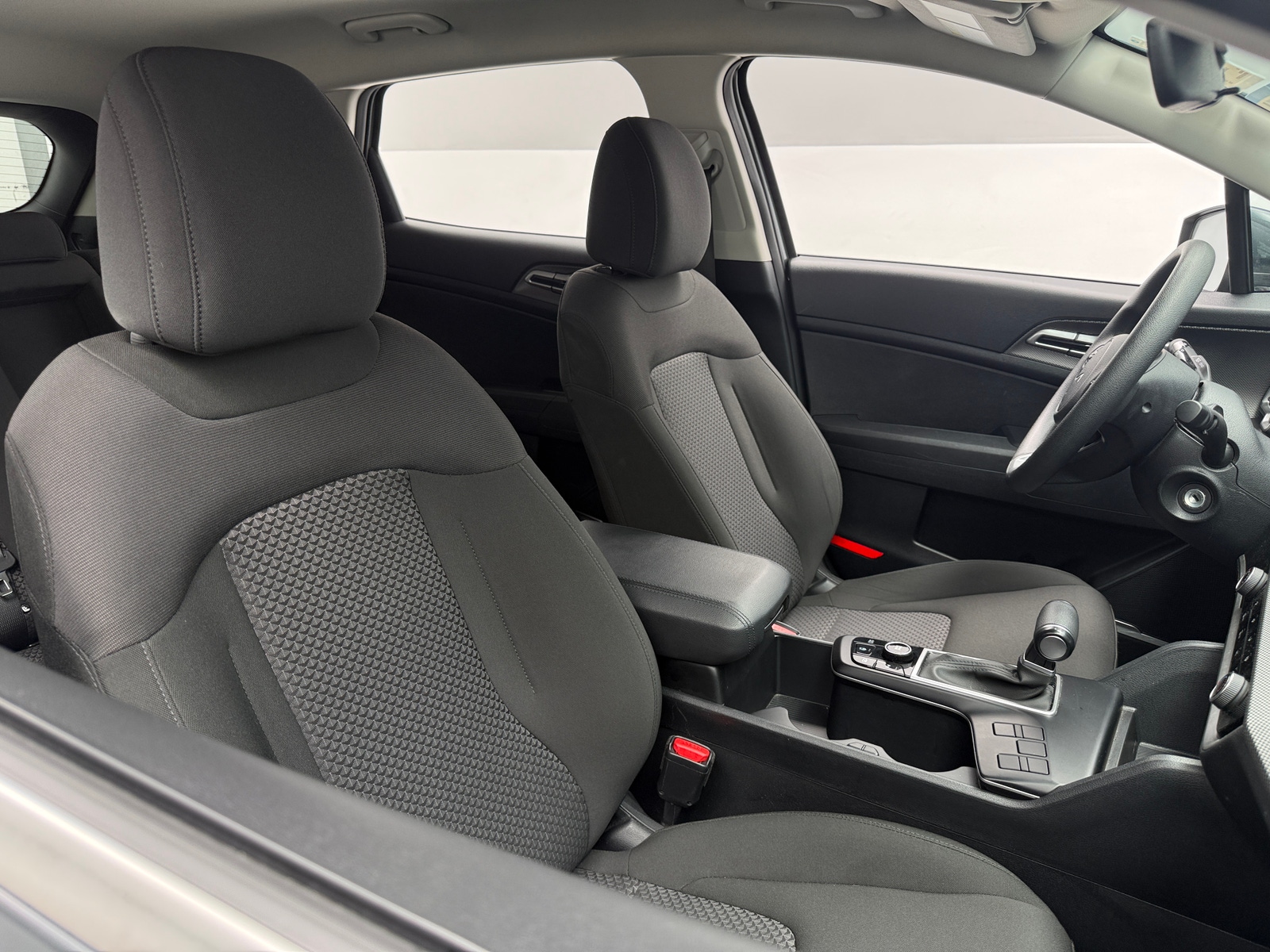 Thumbnail: 2025 Kia Sportage - 2