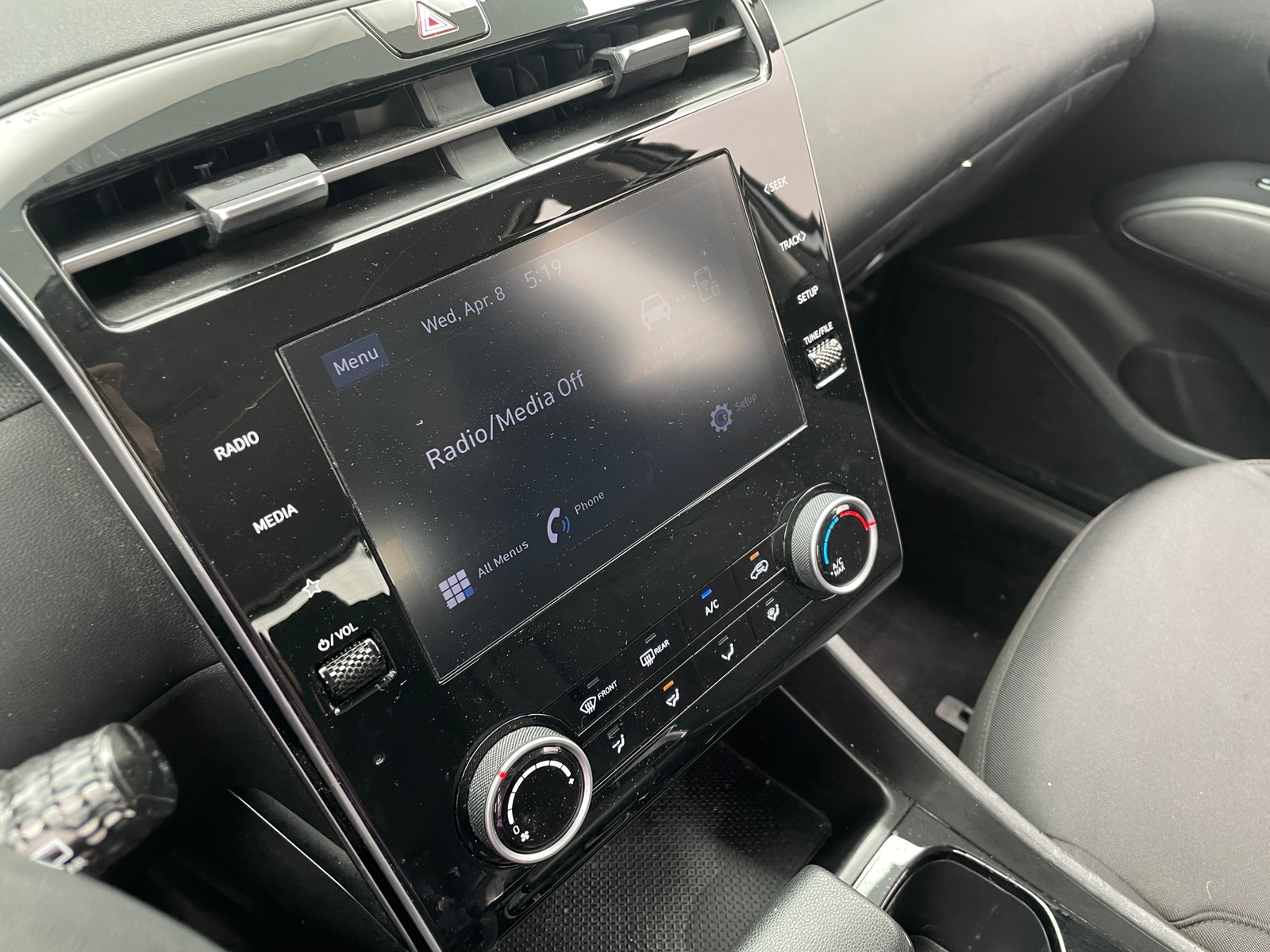 Thumbnail: 2022 Hyundai Tucson - 4