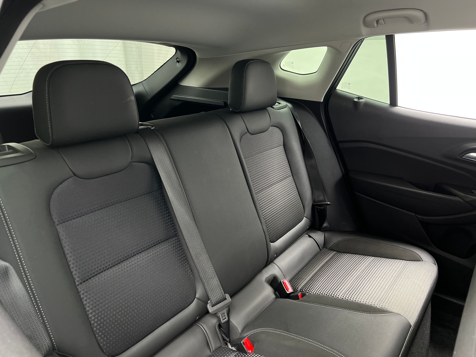 Thumbnail: 2025 Chevrolet Trax - 6