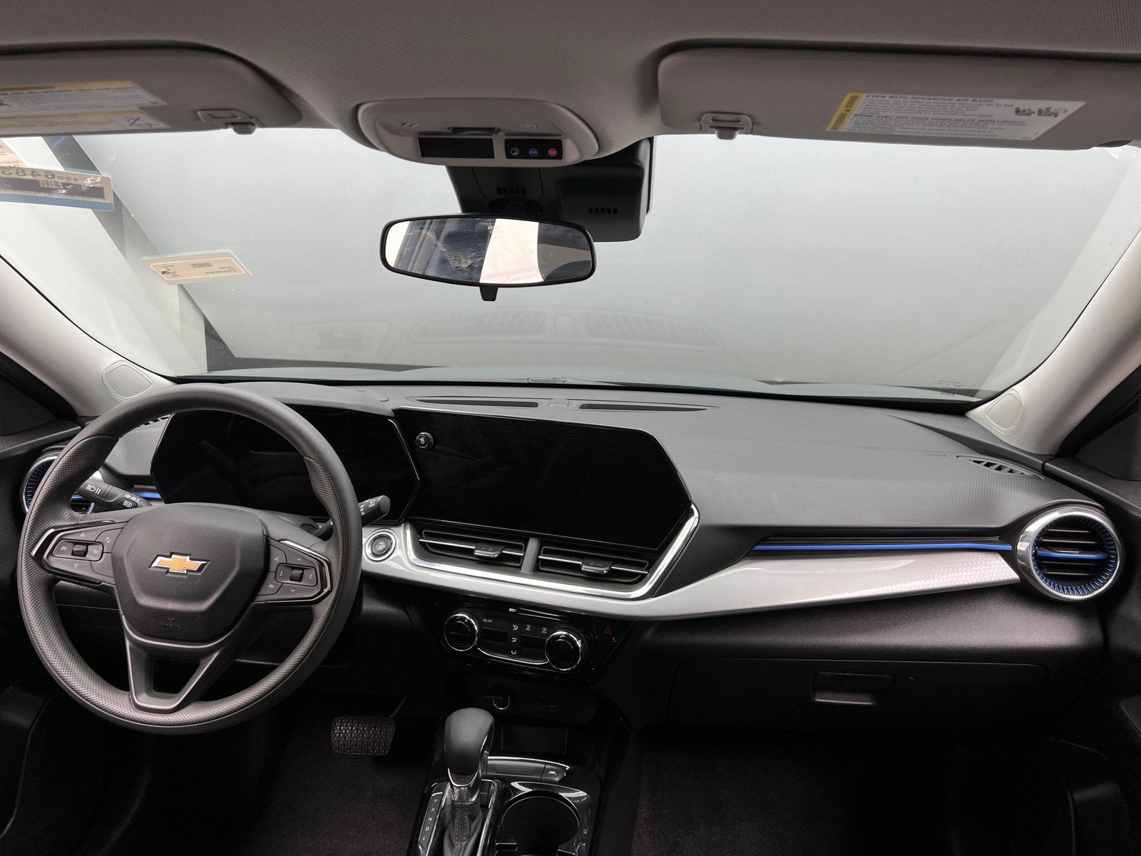 Thumbnail: 2025 Chevrolet Trax - 3