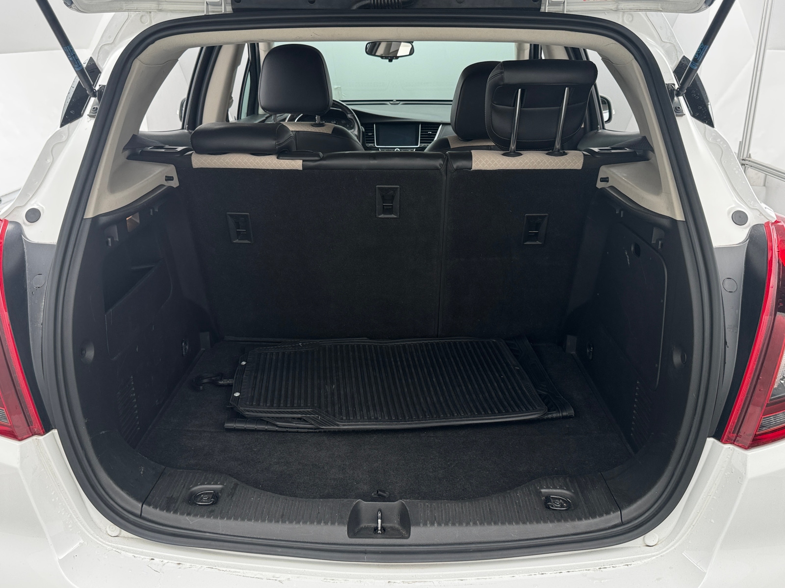 Thumbnail: 2019 Buick Encore - 7