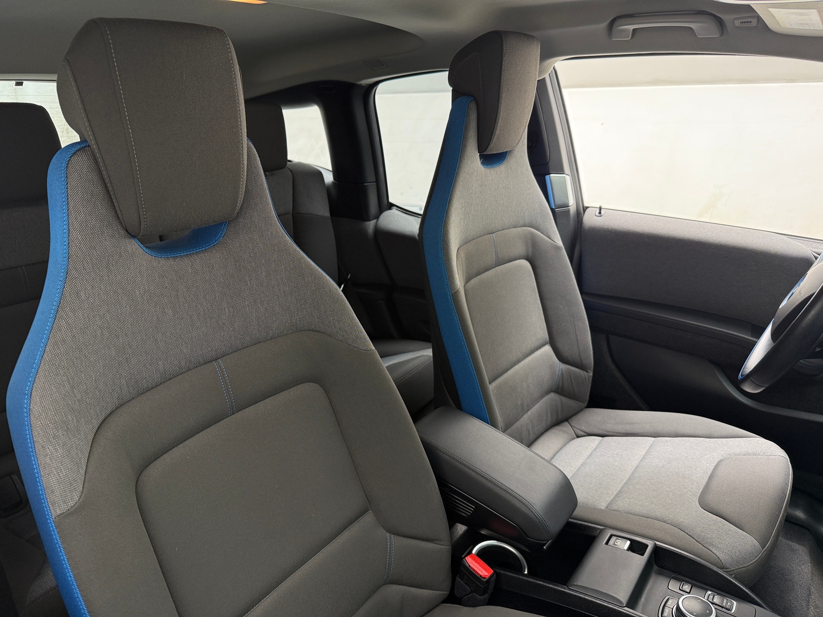 Thumbnail: 2019 BMW i3 - 2
