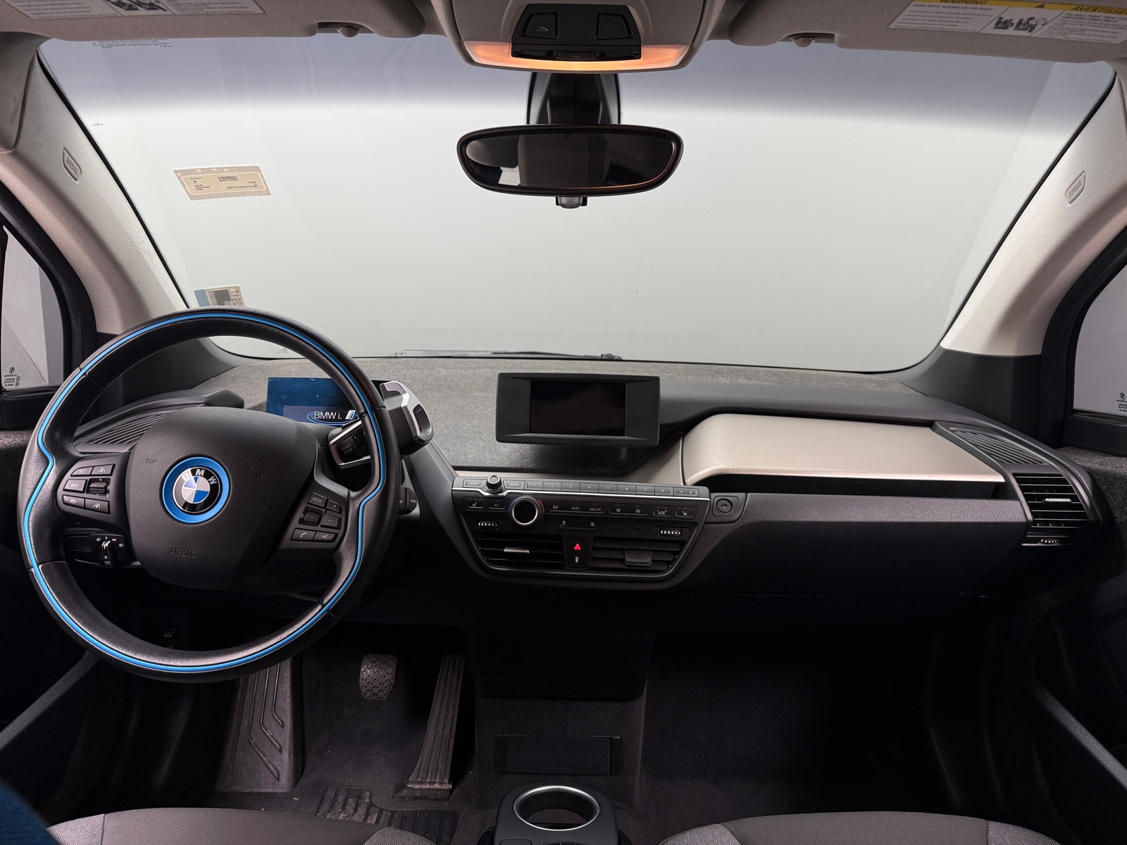 Thumbnail: 2019 BMW i3 - 3