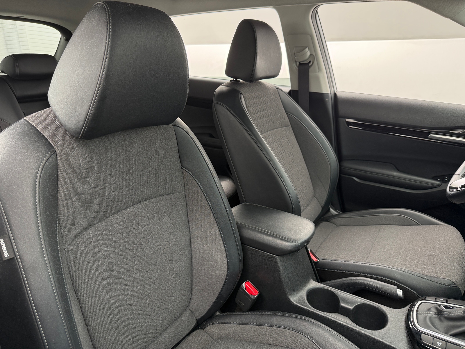 Thumbnail: 2025 Kia Seltos - 2