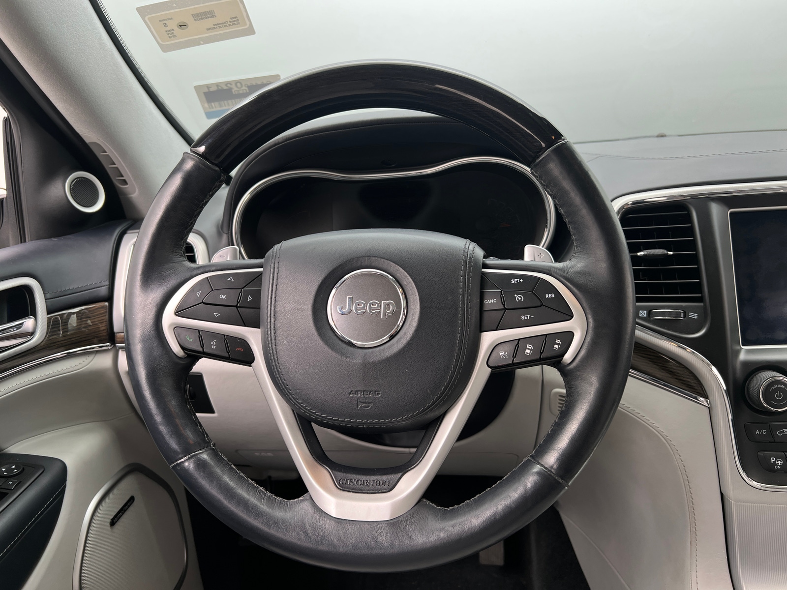 Thumbnail: 2018 Jeep Grand Cherokee - 4