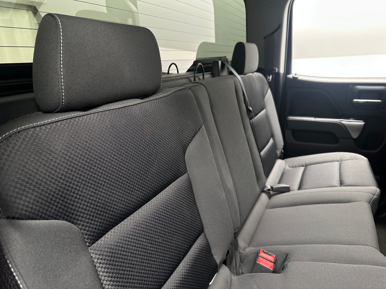 Thumbnail: 2015 Chevrolet Silverado 1500 - 6