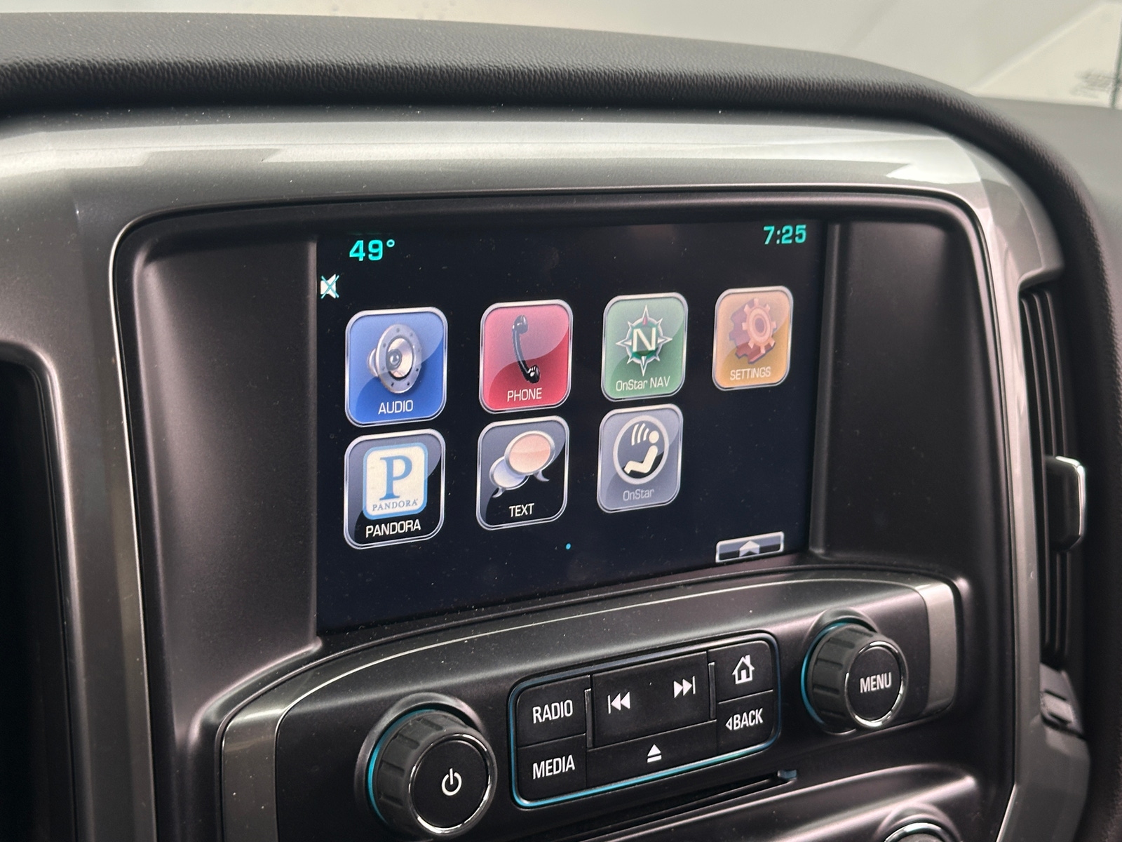 Thumbnail: 2015 Chevrolet Silverado 1500 - 4