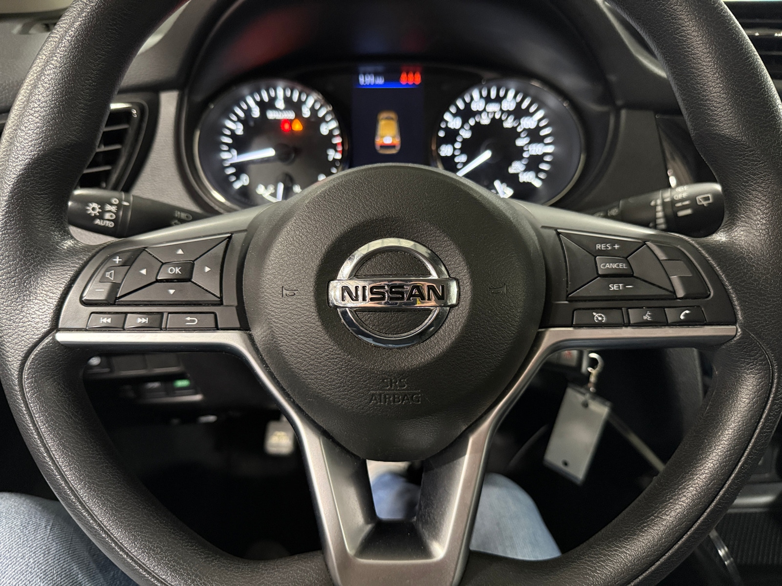 Thumbnail: 2021 Nissan Rogue Sport - 5