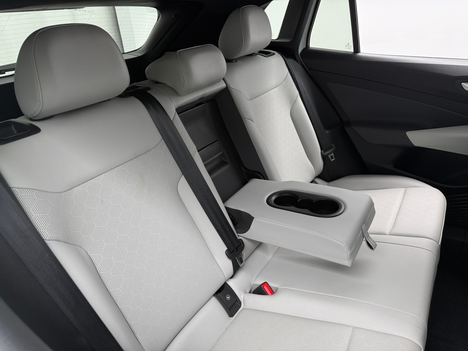 Thumbnail: 2021 Volkswagen ID.4 - 5