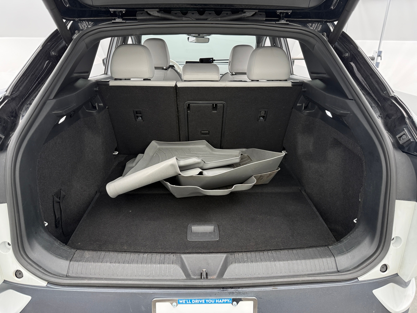 Thumbnail: 2021 Volkswagen ID.4 - 6