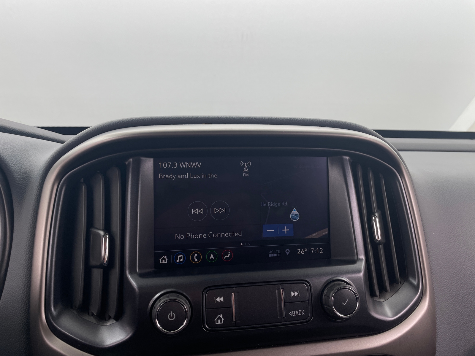 Thumbnail: 2021 Chevrolet Colorado - 3