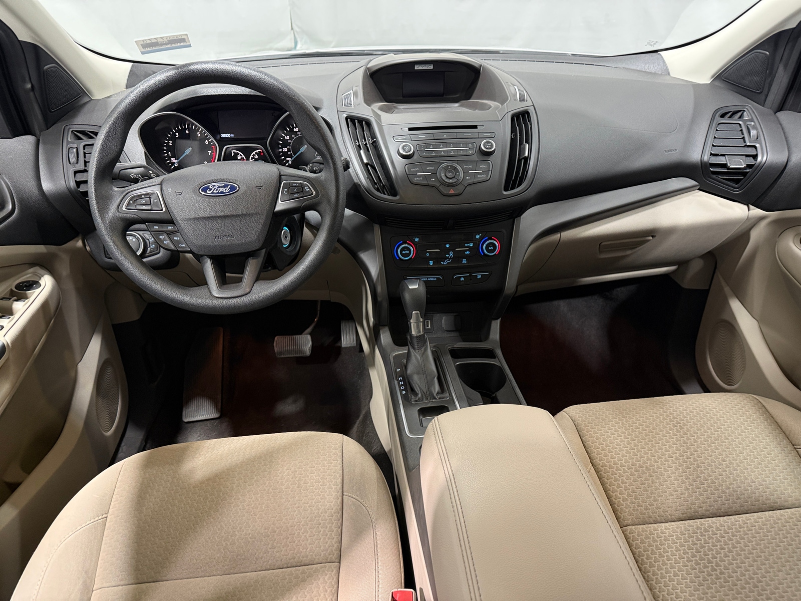 Thumbnail: 2017 Ford Escape - 3