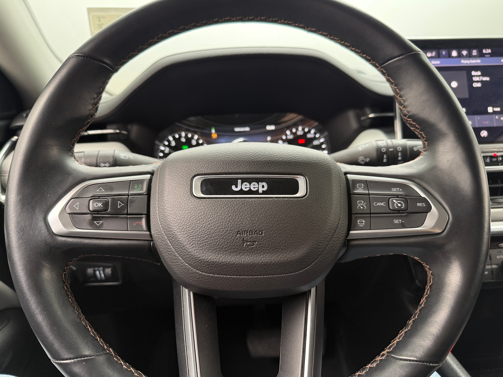 Thumbnail: 2022 Jeep Compass - 4