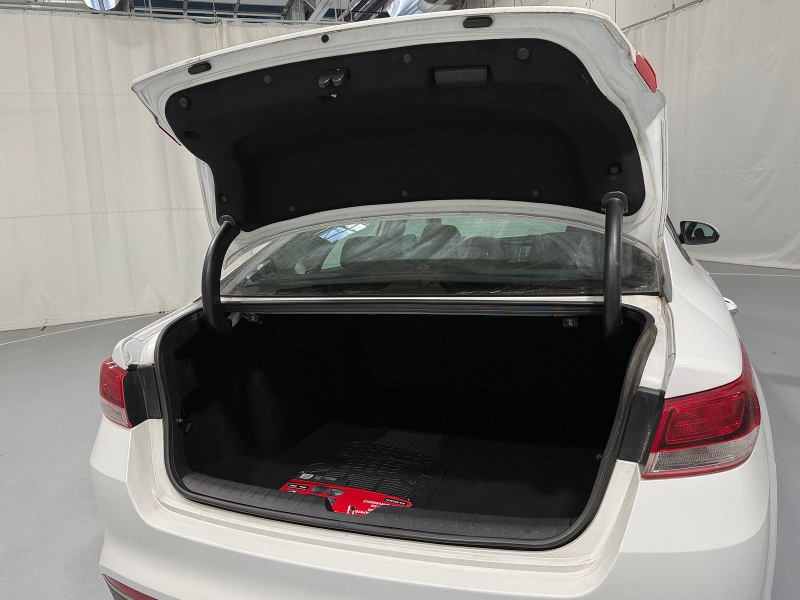 Thumbnail: 2016 Kia Optima - 7