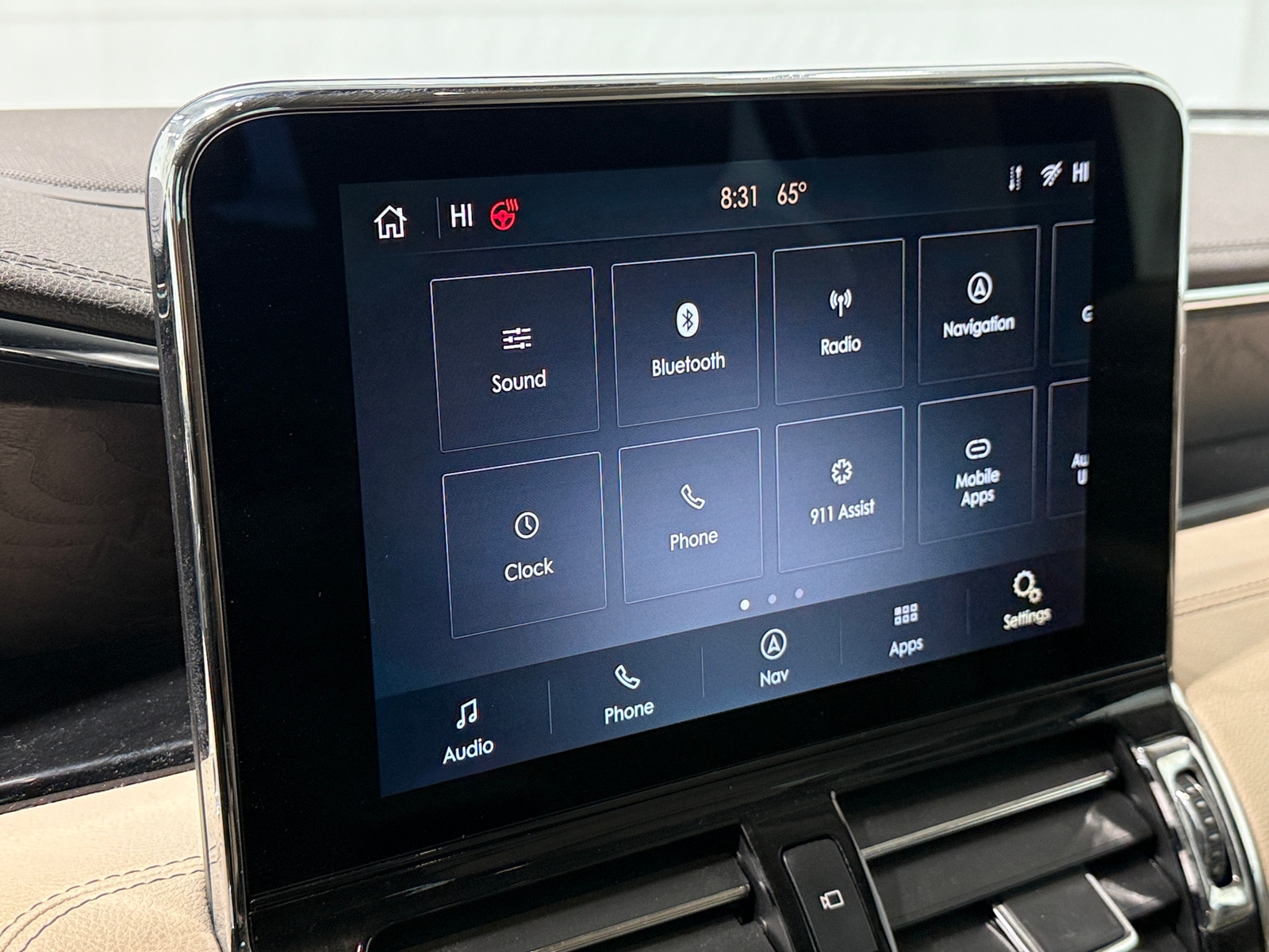 Thumbnail: 2021 Lincoln Navigator L - 3