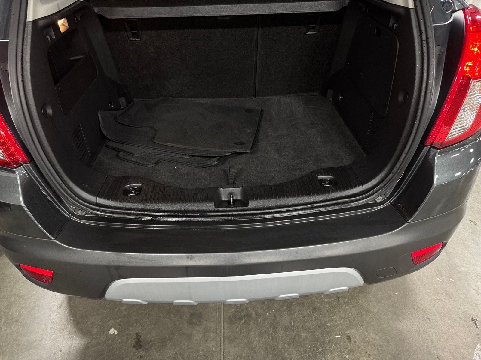 Thumbnail: 2016 Buick Encore - 7