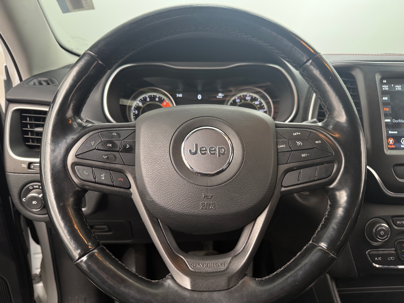 Thumbnail: 2020 Jeep Cherokee - 4