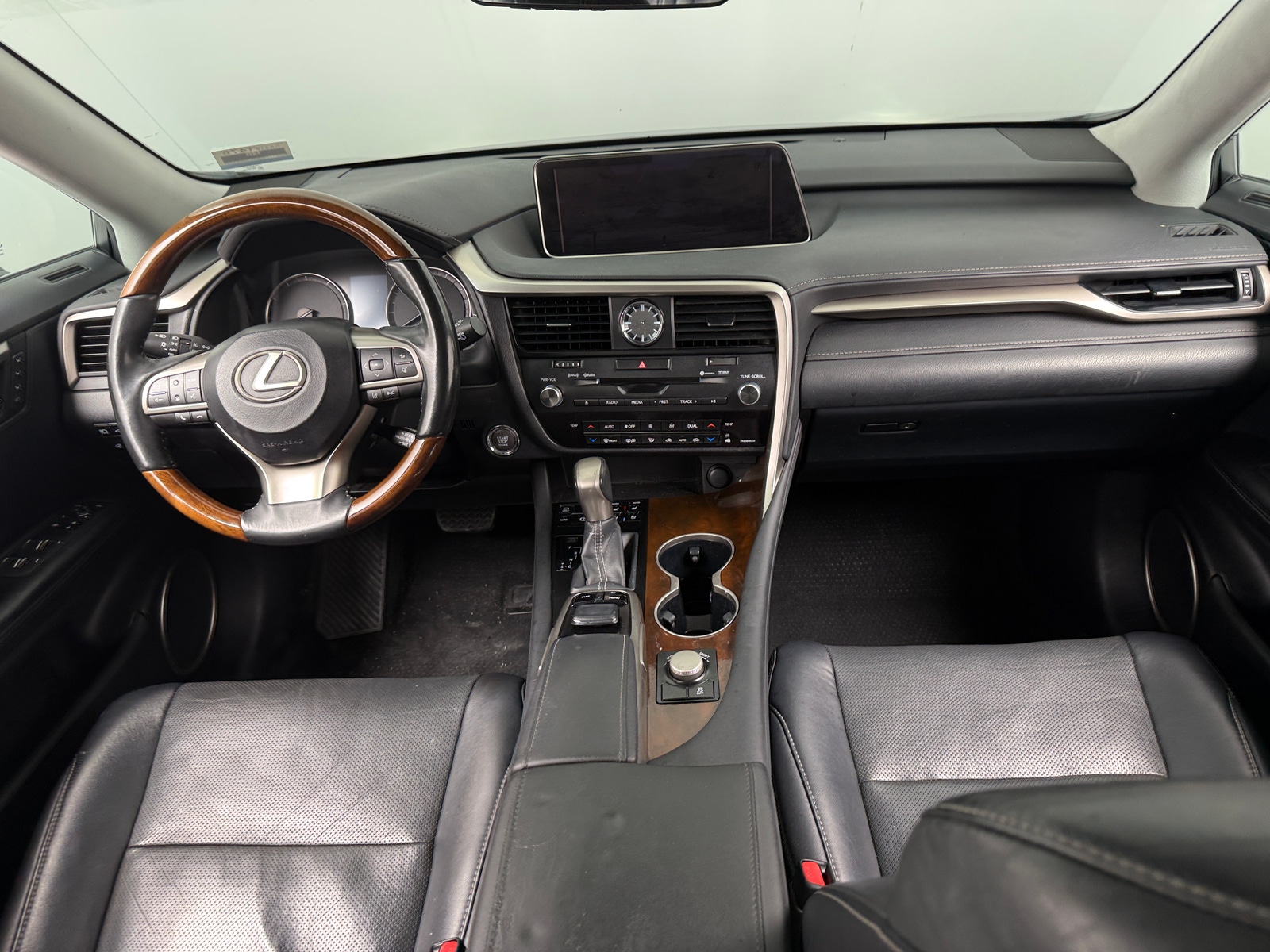 Thumbnail: 2019 Lexus RX - 2