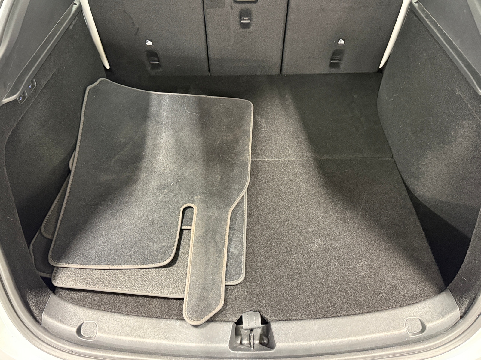 Thumbnail: 2024 Tesla Model Y - 6