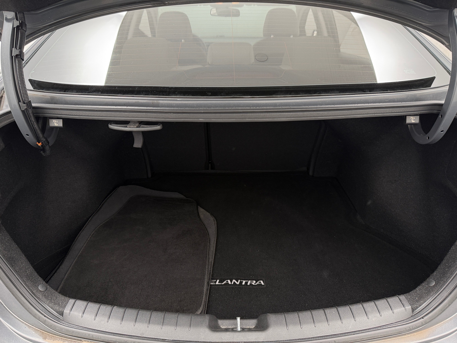 Thumbnail: 2017 Hyundai Elantra - 7