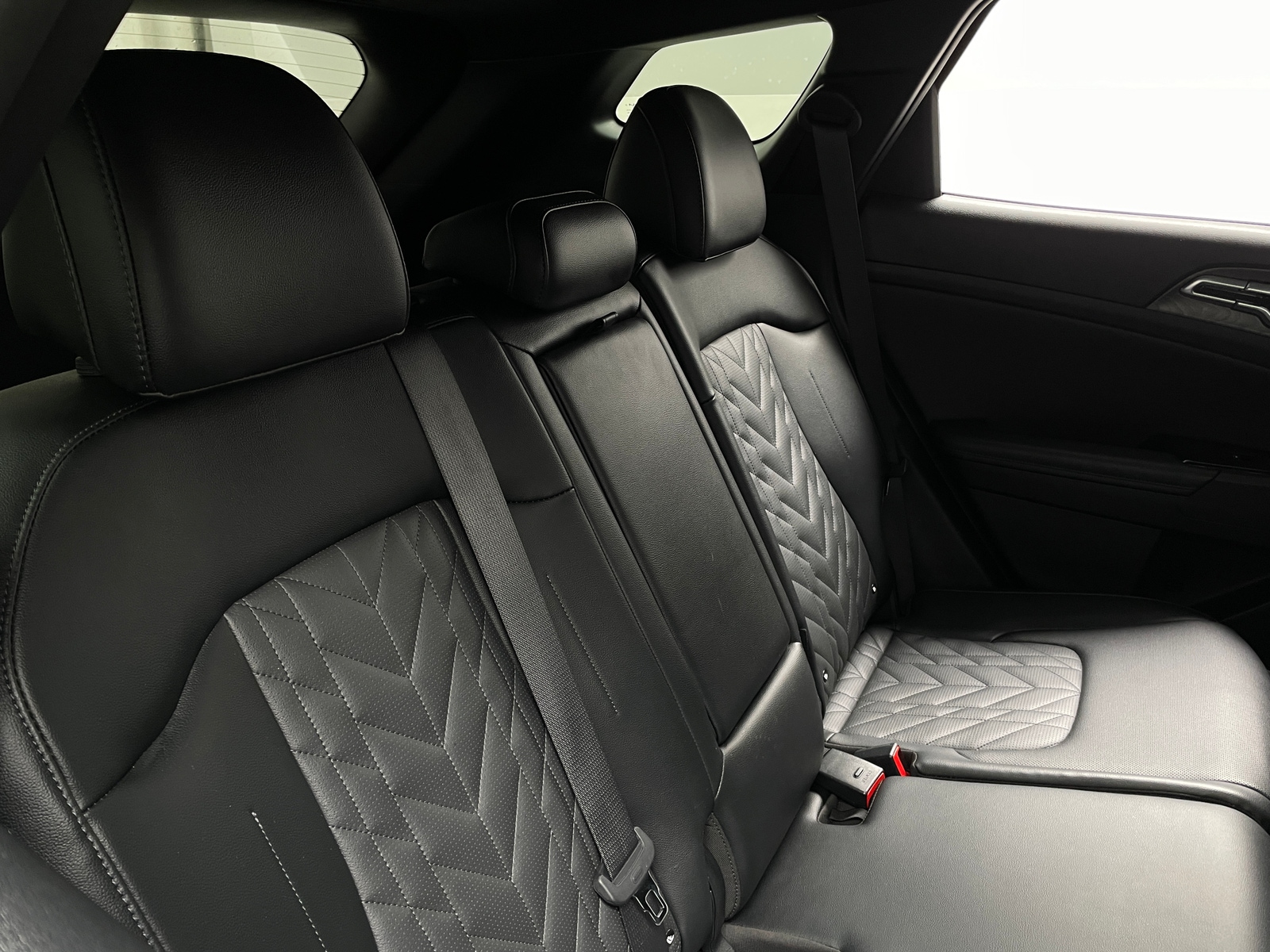Thumbnail: 2024 Kia Sportage - 5