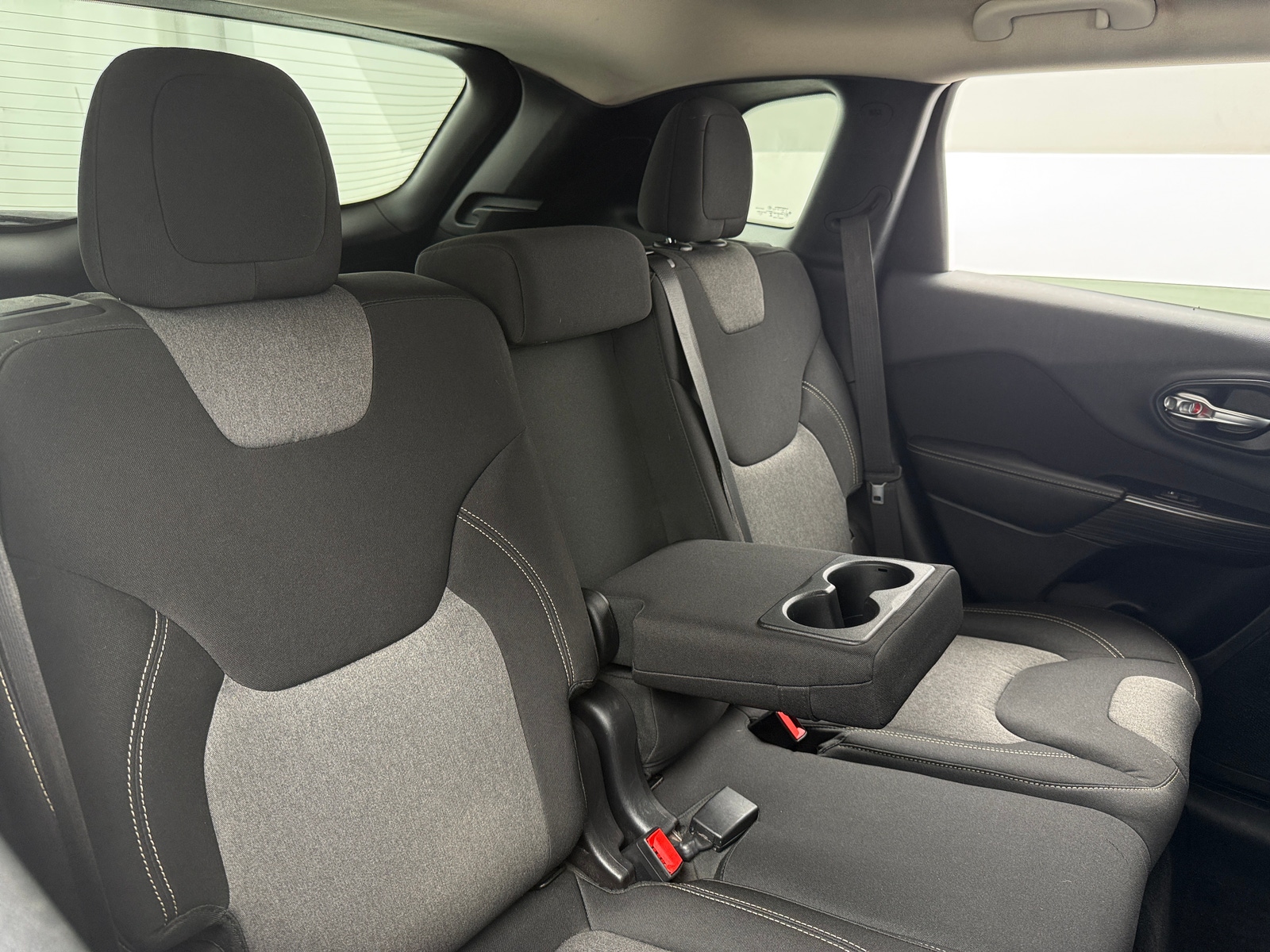Thumbnail: 2014 Jeep Cherokee - 6