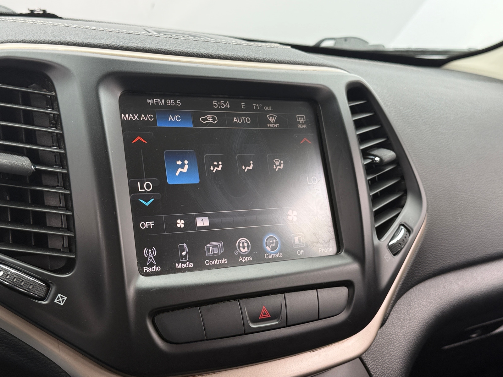 Thumbnail: 2014 Jeep Cherokee - 4