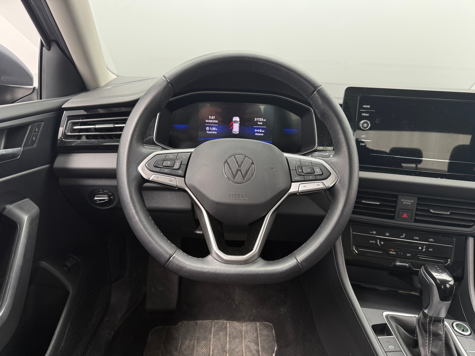 Thumbnail: 2025 Volkswagen Jetta - 5