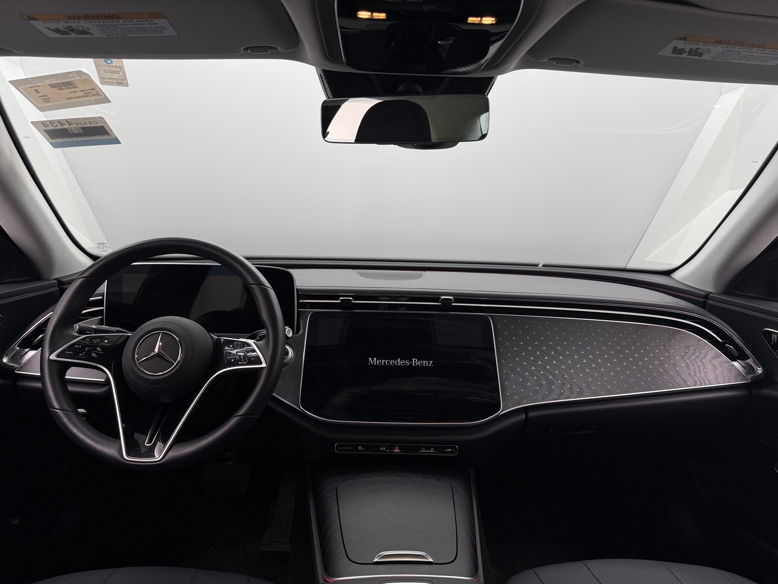 Thumbnail: 2025 Mercedes-Benz E-Class - 2