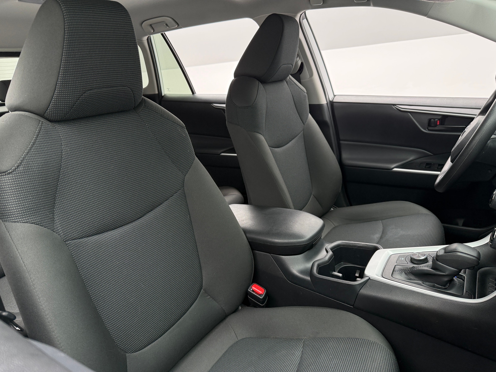 Thumbnail: 2025 Toyota RAV4 - 2