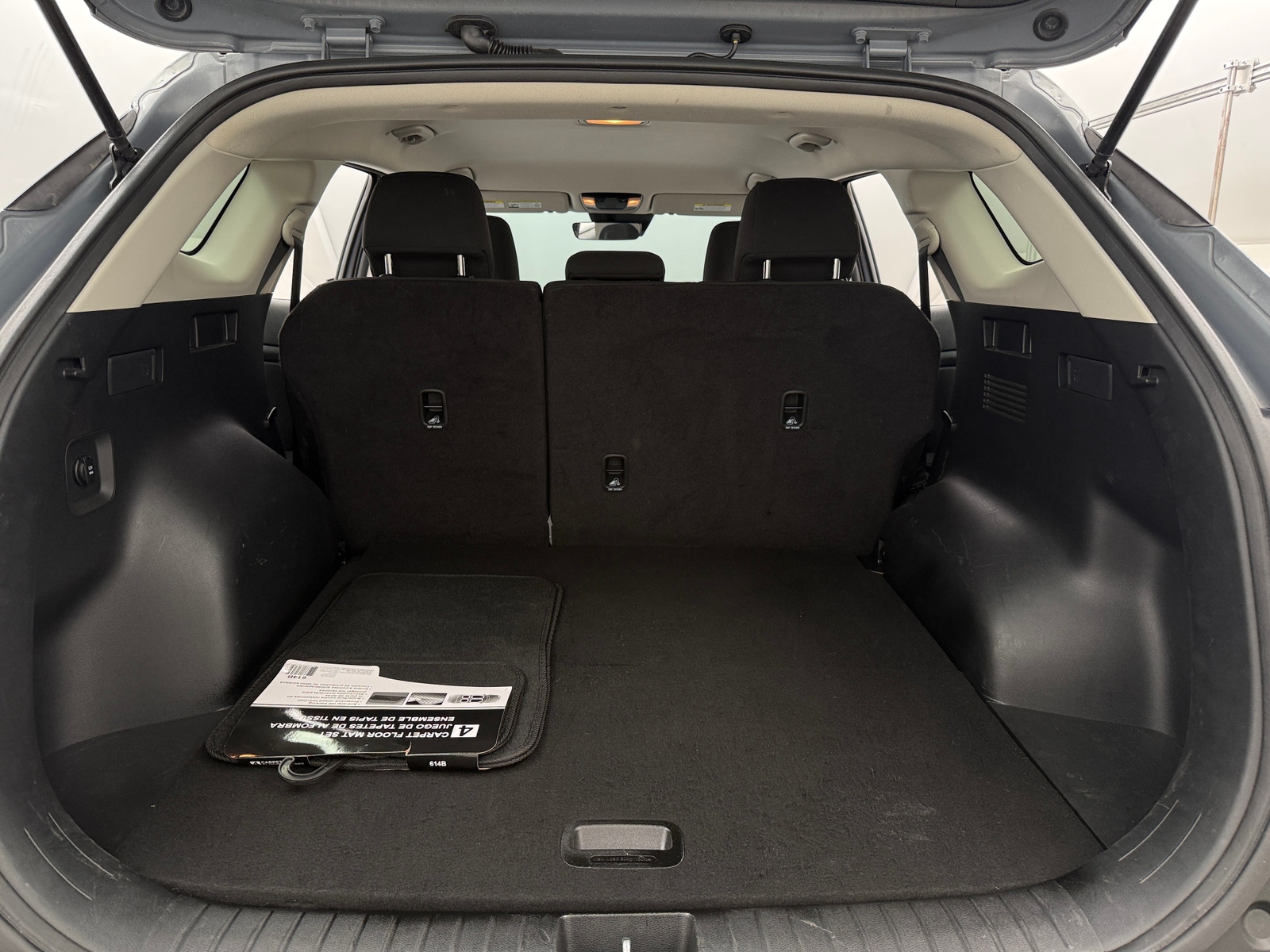 Thumbnail: 2025 Kia Sportage - 7