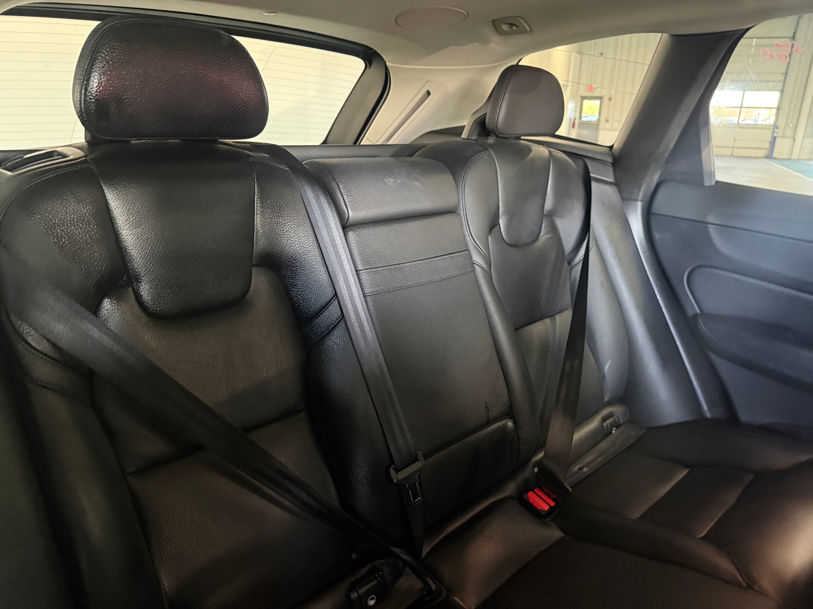 Thumbnail: 2018 Volvo XC60 - 5