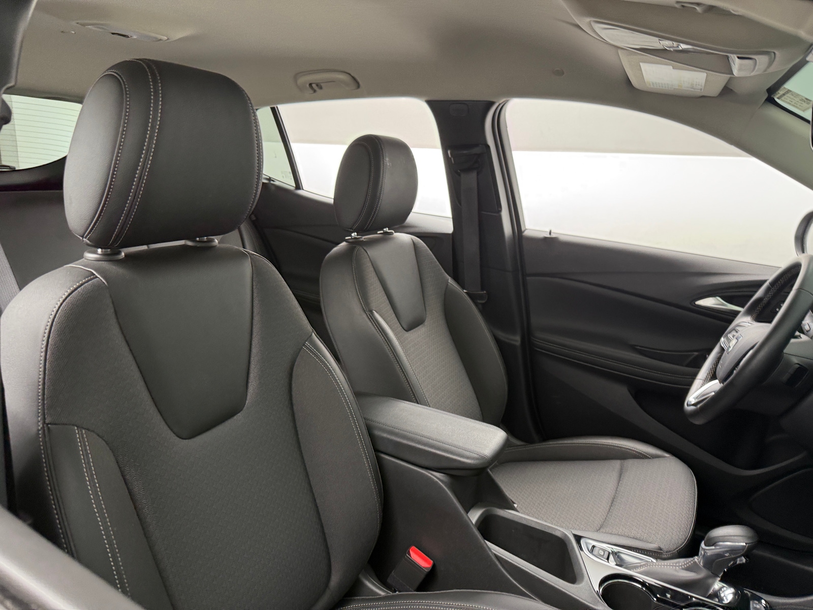 Thumbnail: 2025 Buick Encore GX - 2