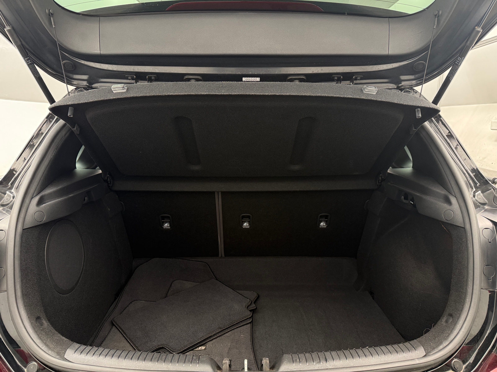 Thumbnail: 2020 Hyundai Elantra - 6