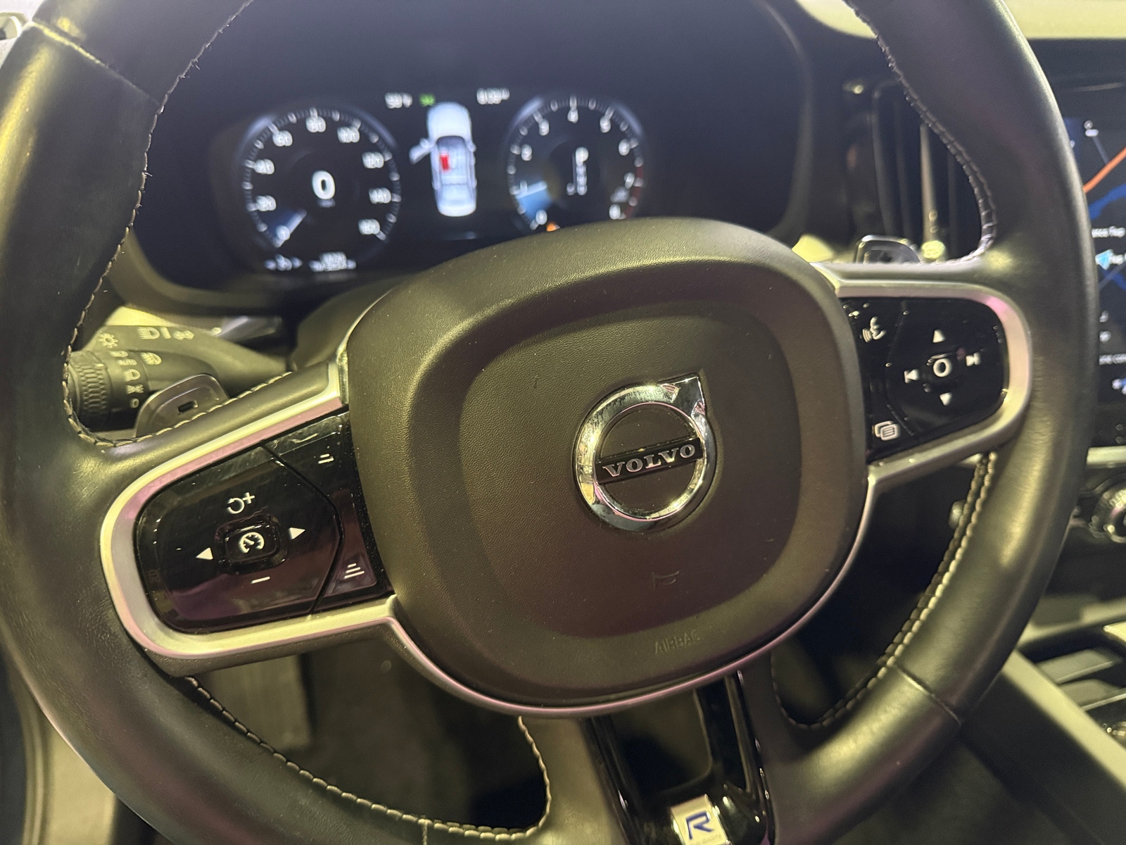Thumbnail: 2019 Volvo S60 - 4