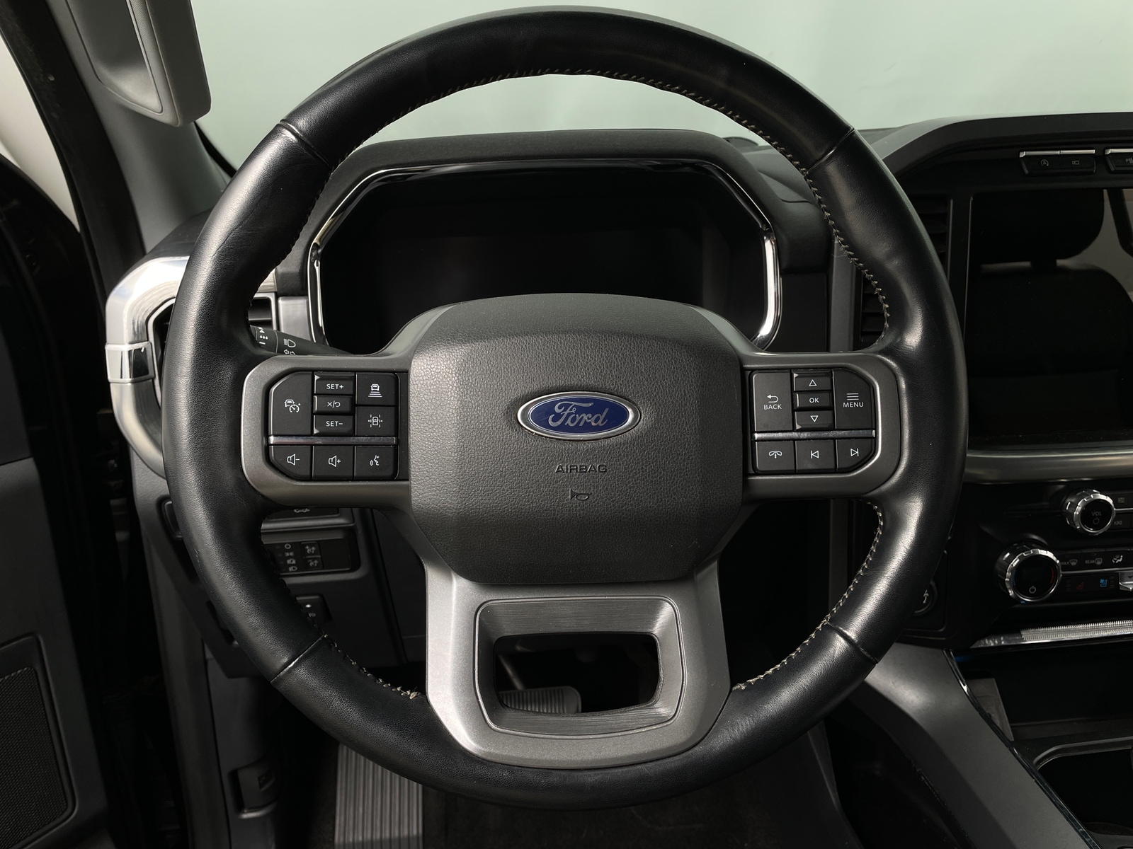 Thumbnail: 2021 Ford Econoline - 4