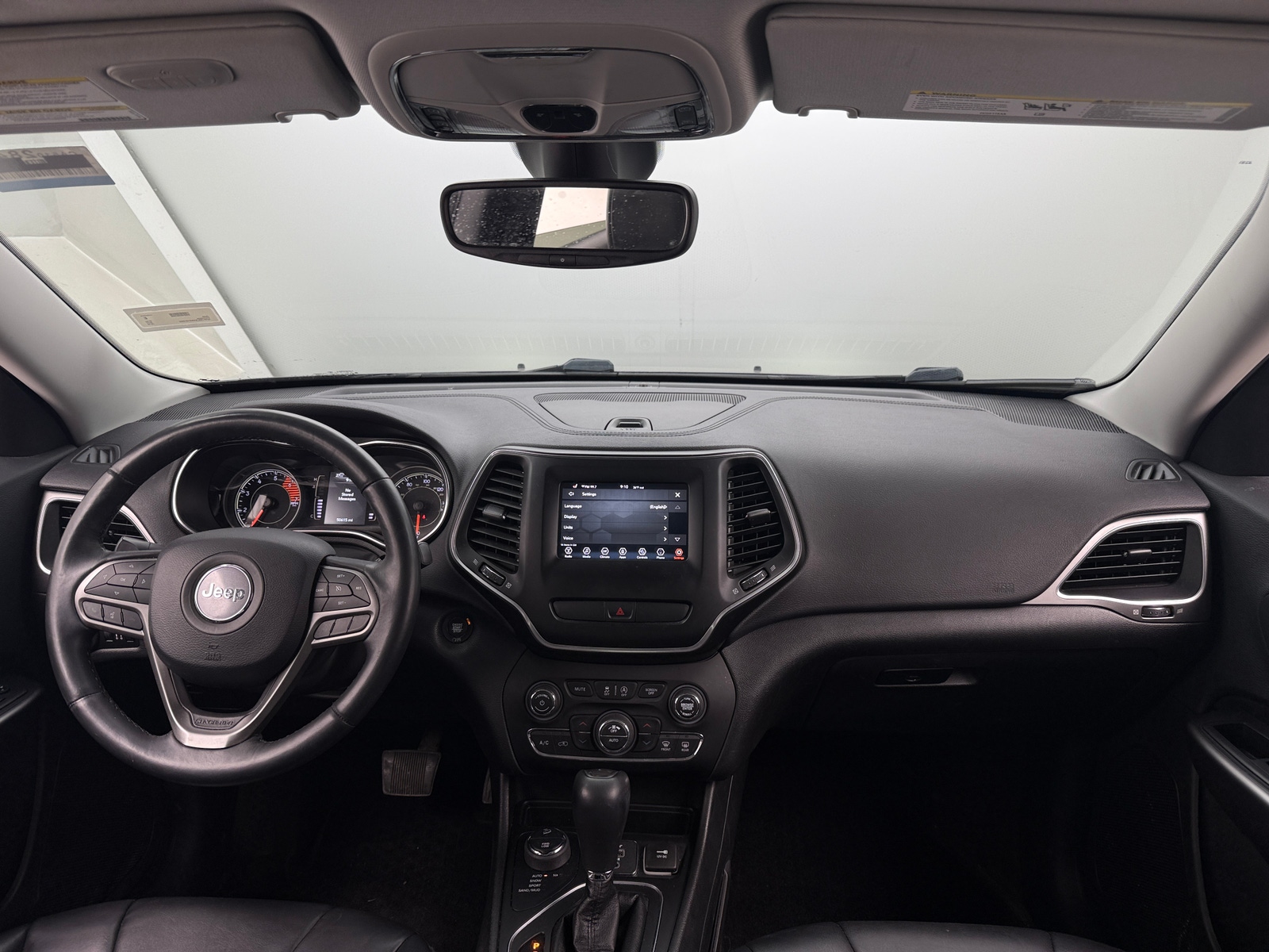 Thumbnail: 2019 Jeep Cherokee - 3